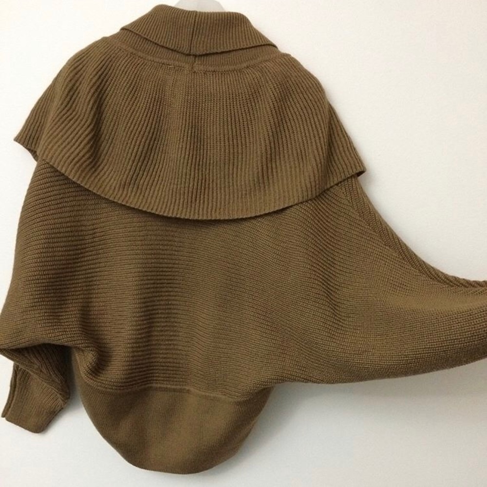 Vertigo Sweater - Picture 3 of 4